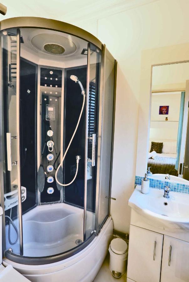 Piccadilly Circus Suites 런던 외부 사진